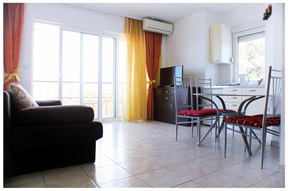 Apartments By The Sea Razanj, Rogoznica - 11347 Exterior foto