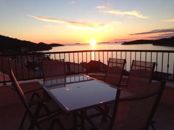 Apartments By The Sea Razanj, Rogoznica - 11347 Exterior foto